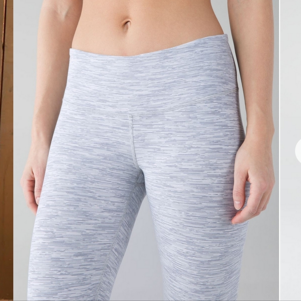 NAME YOUR PRICE Lululemon Wunder Under 17" Crop Legging Wee Are From Space